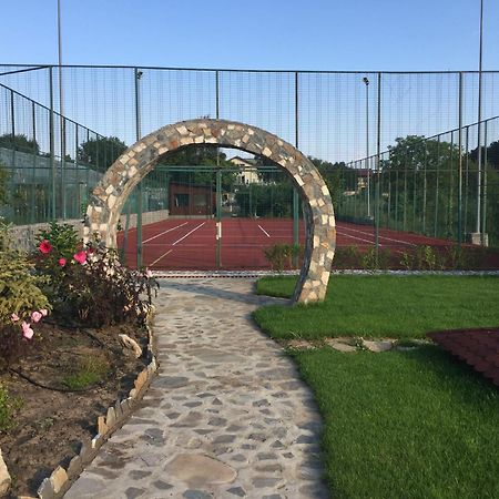 Country Spa Retreat سناجوف المظهر الخارجي الصورة Tennis Club