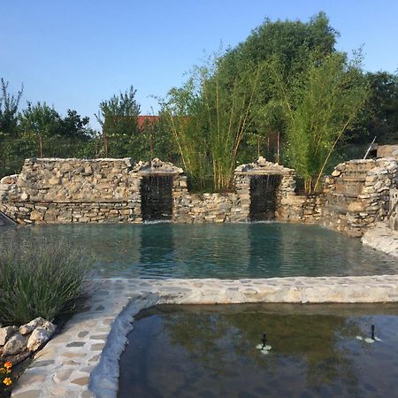 Country Spa Retreat سناجوف المظهر الخارجي الصورة The Roman bath