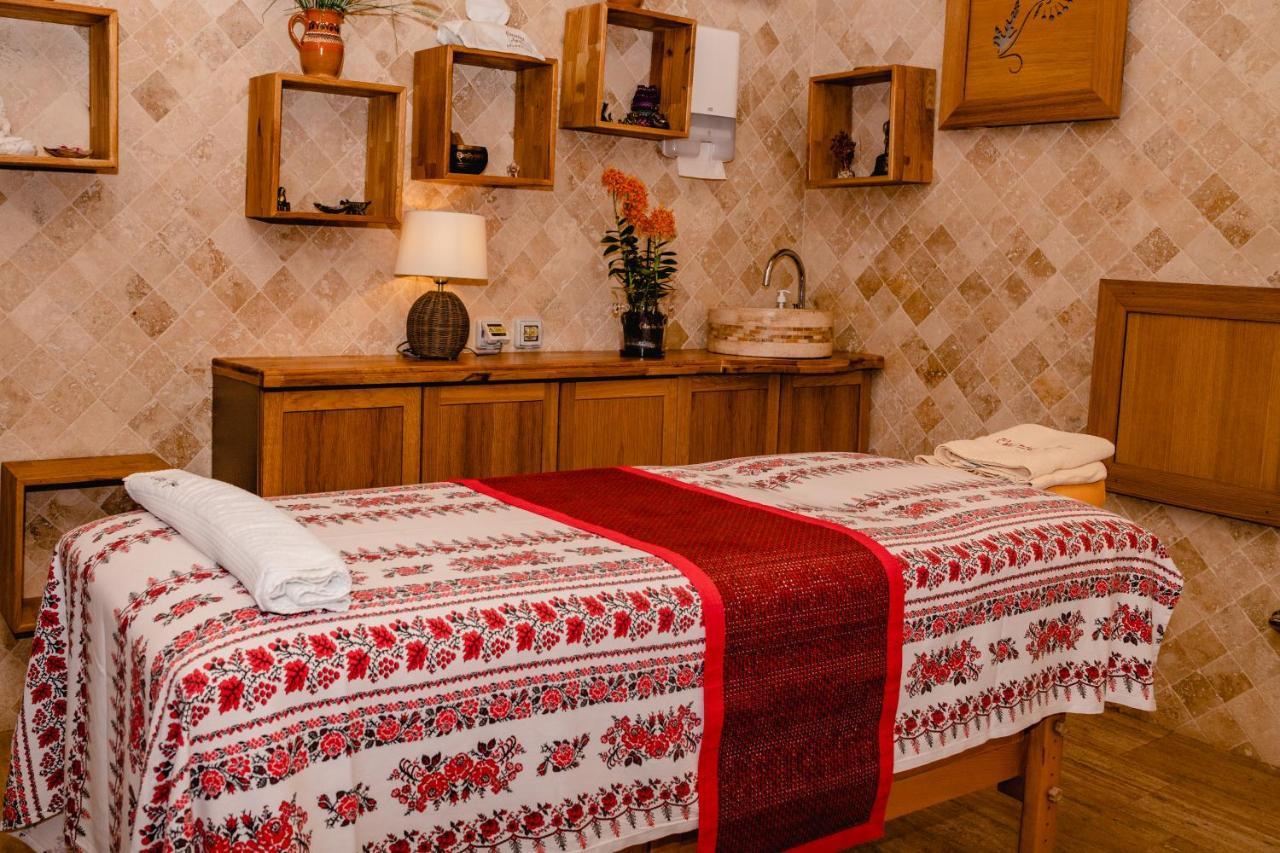 Country Spa Retreat سناجوف المظهر الخارجي الصورة Massage table