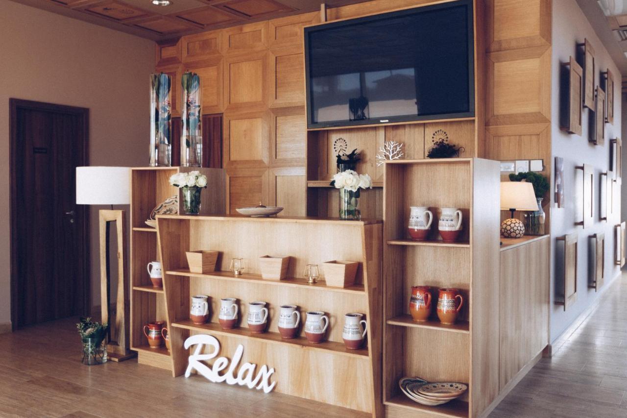 Country Spa Retreat سناجوف المظهر الخارجي الصورة The lobby of the Inn at the Opera