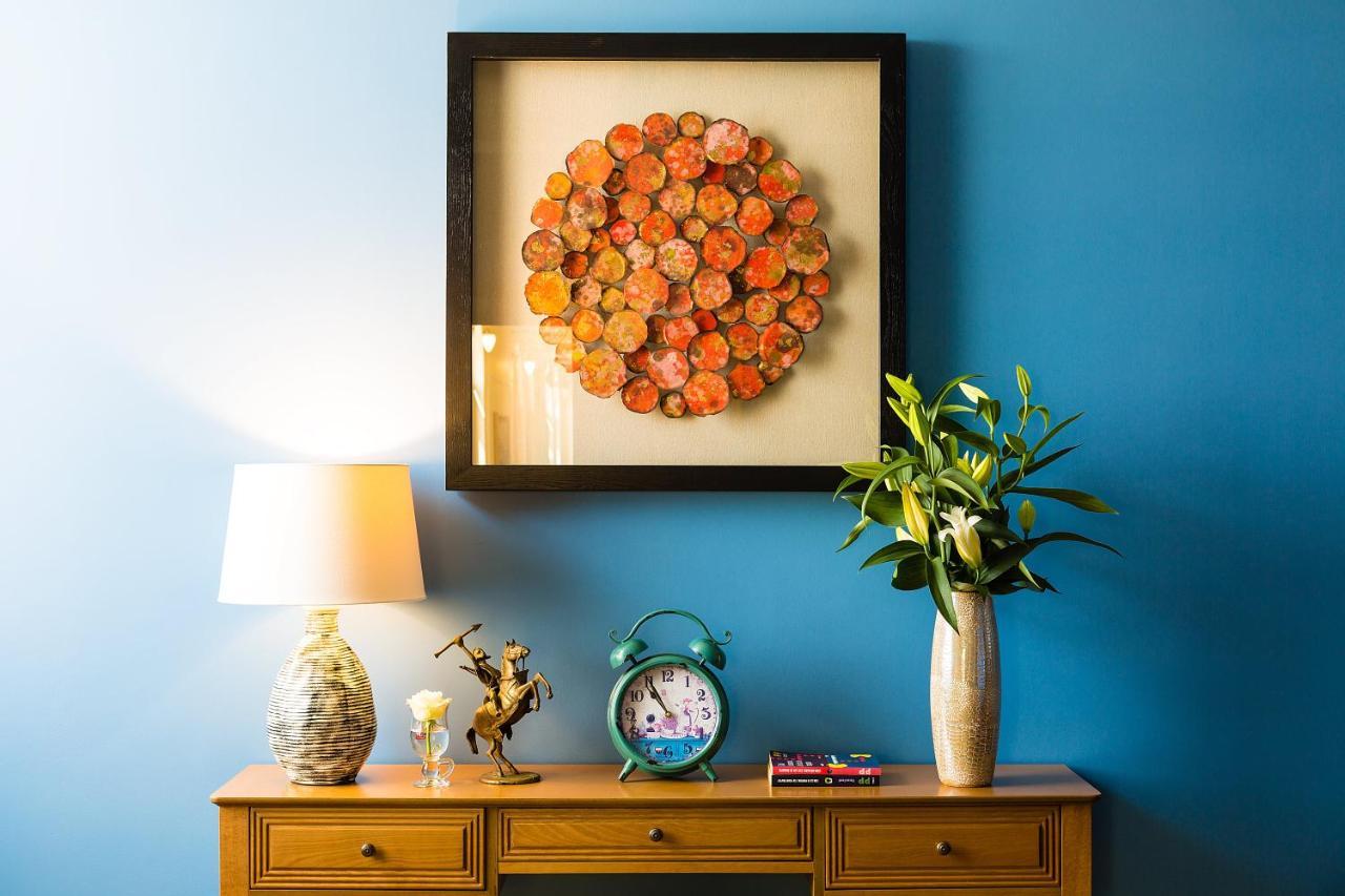 Country Spa Retreat سناجوف المظهر الخارجي الصورة A framed work of art on a wall