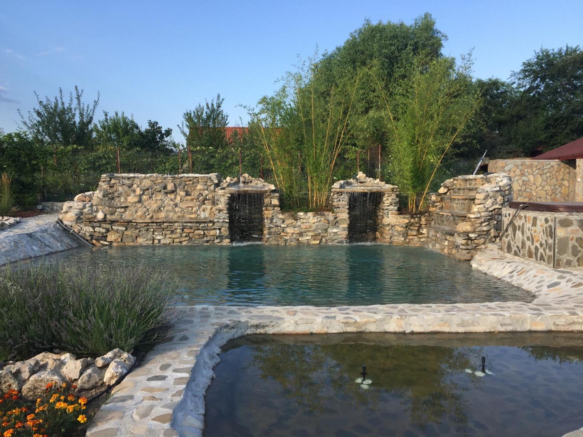 Country Spa Retreat سناجوف المظهر الخارجي الصورة The Roman bath